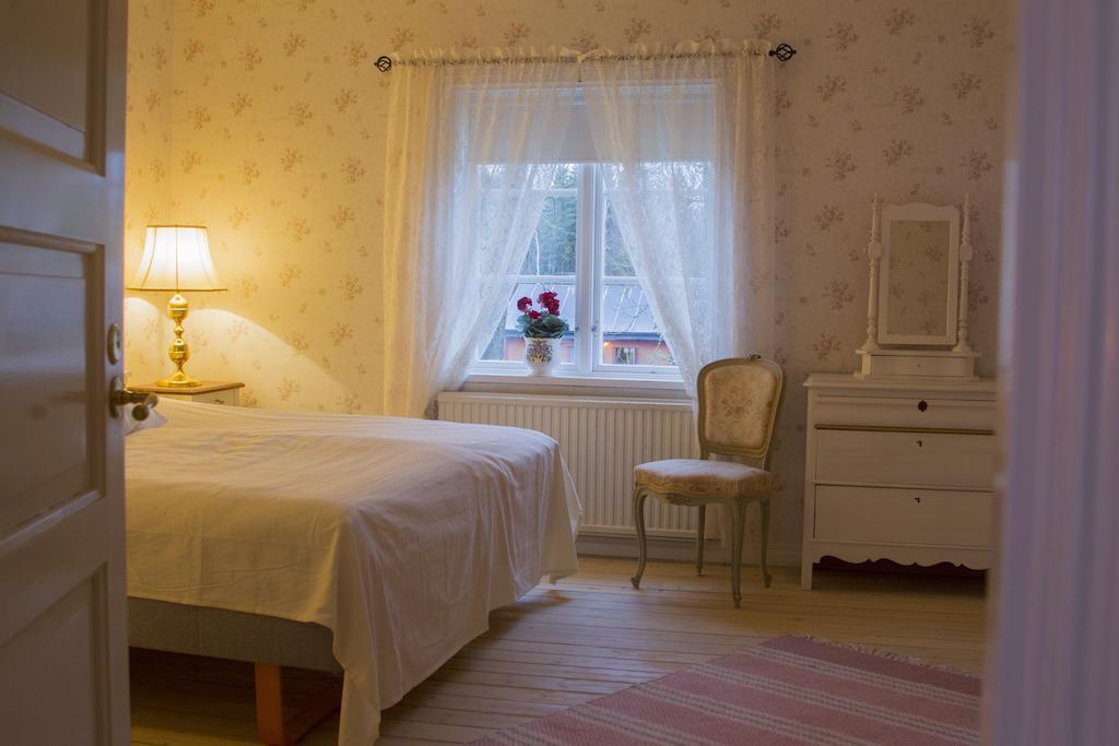 Hallebergs Bed&Breakfast Skara Camera foto