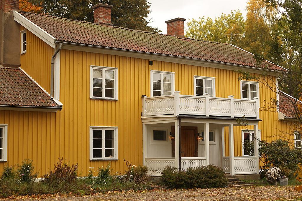 Hallebergs Bed&Breakfast Skara Esterno foto