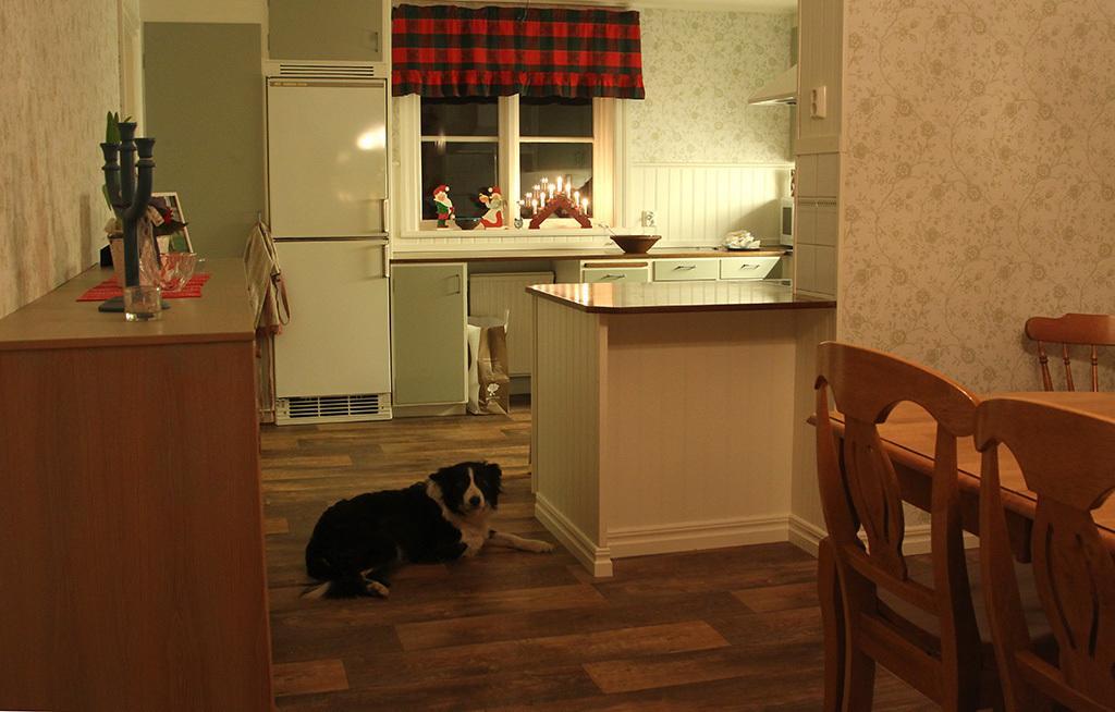 Hallebergs Bed&Breakfast Skara Esterno foto